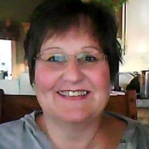 Meet your Posher, Mona